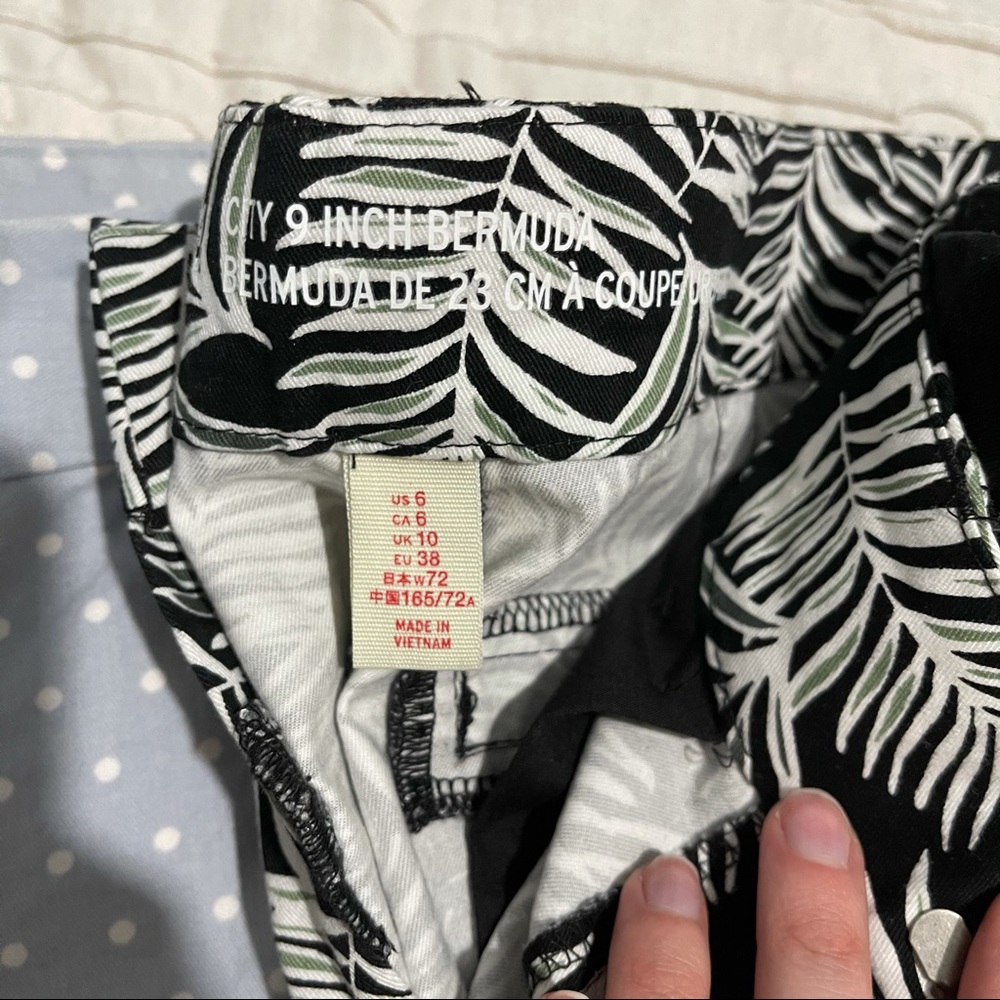 Gap Shorts Bundle - image 6